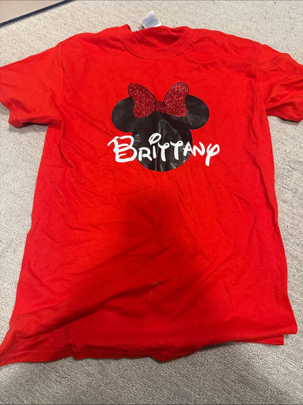 Gildan Red Kids Tee with Black Minnie Mouse Graphic and Glitter Bow